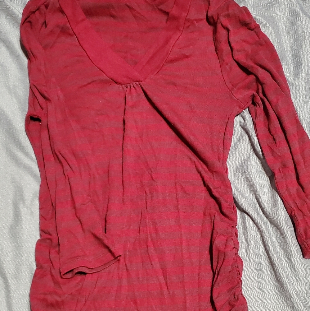 Red maternity shirt